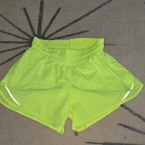 Lululemon Athletica Green Athletic Shorts Lightweight Elastic Waist